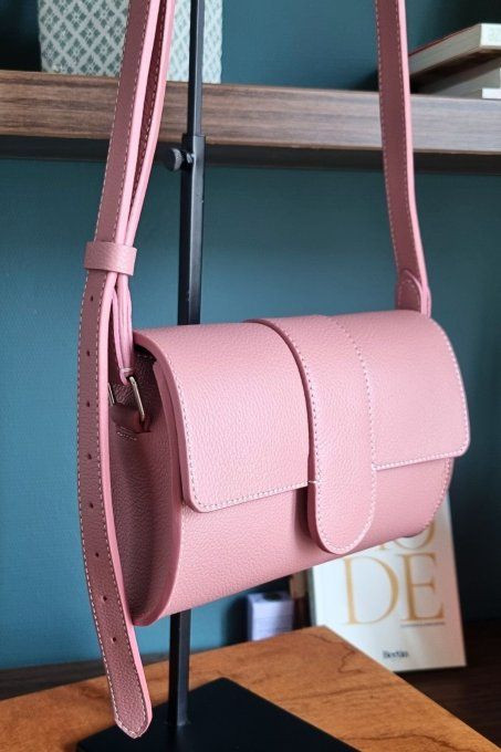 sac_bandouliere_cuir_rose_blush_printemps_88